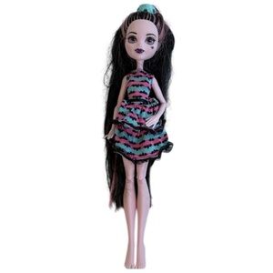 Monster High Party Hair Draculara Fashion Doll Retro Goth Whimsigoth 2015
